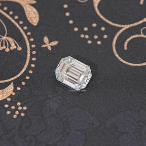 Colorless Old Mine Emerald Loose Stone