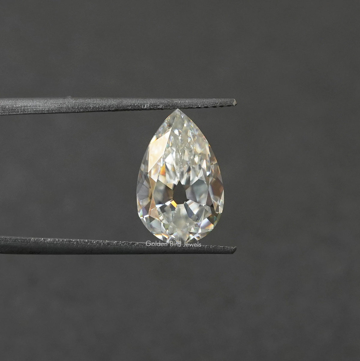 Old mine pear cut loose moissanite