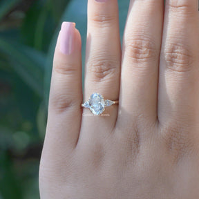 [Oval And Pear Cut Three Stone Moissanite Ring]-[Golden Bird Jewels]