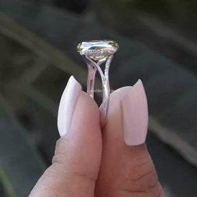 [Old mine oval cut engagement ring made of shank setting]-[Golden Bird Jewels]