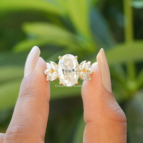 [ 5.55 Carat Oval Cut Moissanite Cluster Engagement Ring]-[Golden Bird Jewels]