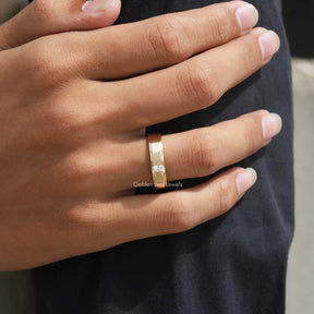 [Oval cut moissanite men's ring crafted with yellow gold & vvs clarity moissanite]
