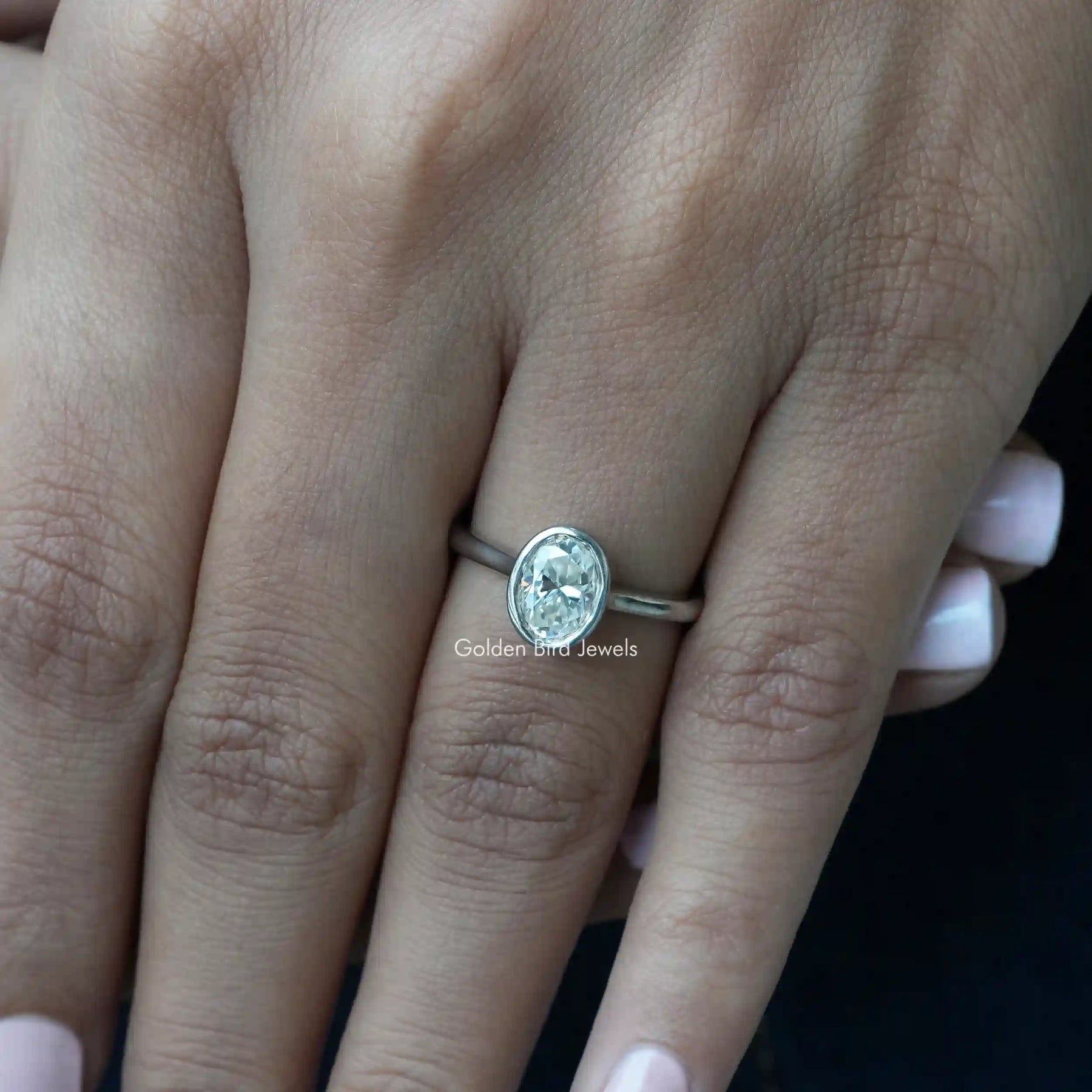 [In Finger on Oval Cut Moissanite Wedding Ring Set Made In 18K White Gold]-[Golden Bird jewels]
