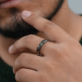 In front view of moissanite green oval cut Ring