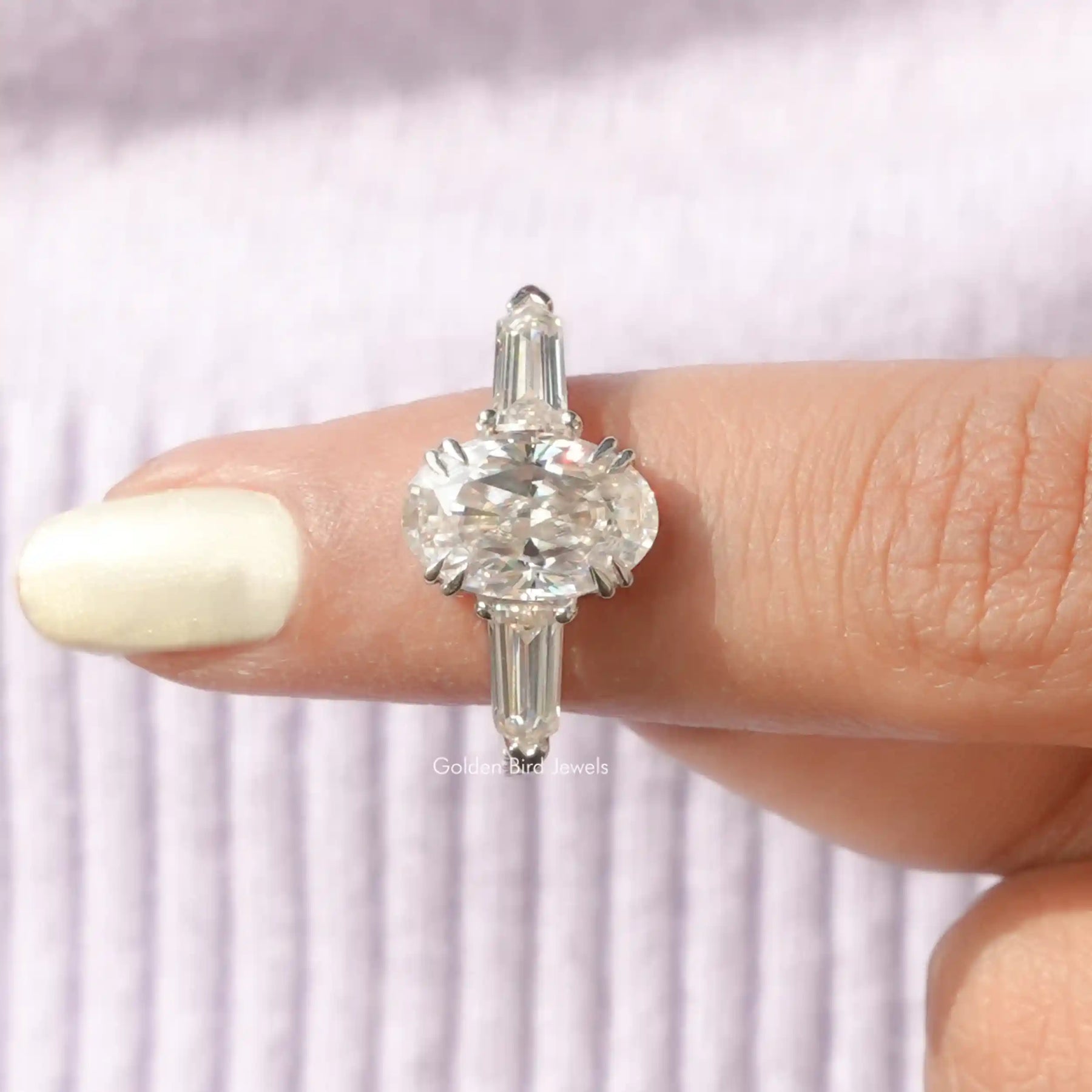 [Double Prong Oval Cut Moissanite Three Stone Ring]-[Golden Bird Jewels]