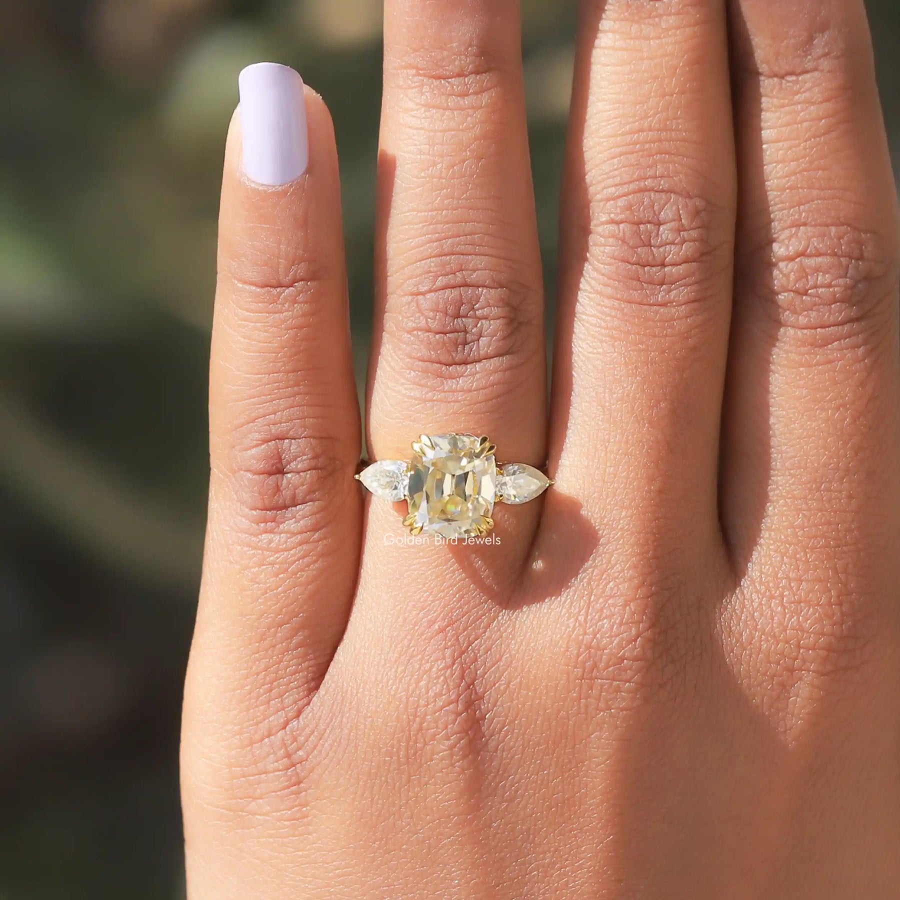 [Off White Cushion And Pear Cut Moissanite Ring]-[Golden Bird Jewels]