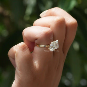 Pear And Emerald Cut Toi Et Moi Moissanite Ring