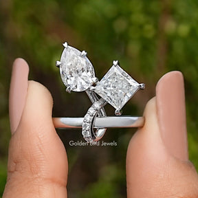 Pear And Princess Cut Moissanite Toi Moi Ring