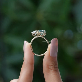 Pear And Radiant Cut Moissanite Toi Et Moi Ring