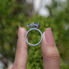 Pear and Radiant Cut Toi Et Moi Moissanite Ring