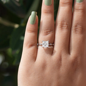 [Solitaire Princess Cut Moissanite Ring]-[Golden Bird Jewels]