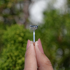 Radiant And Pear Cut Moissanite Toi Moi Ring