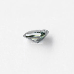 Side view of Radiant Cut Loose Stone