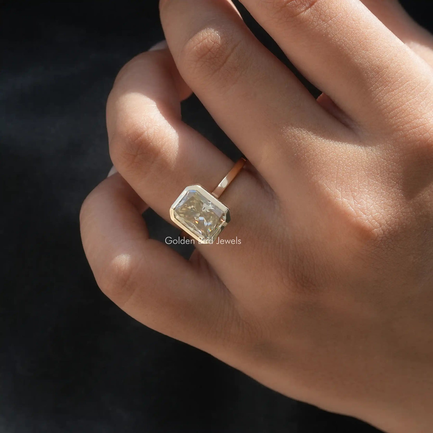 [Moissanite Radiant Cut Solitaire Ring Made Of Bezel Settting]-[Golden Bird Jewels]