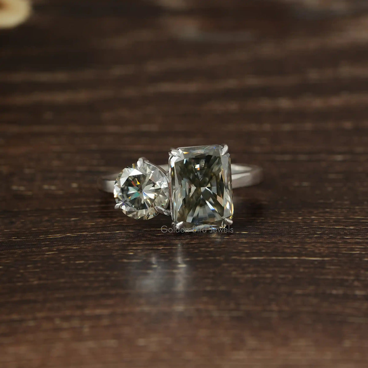 [2.40 Carat Radiant & Round Cut Moissanite Ring]-[Golden Bird Jewels]
