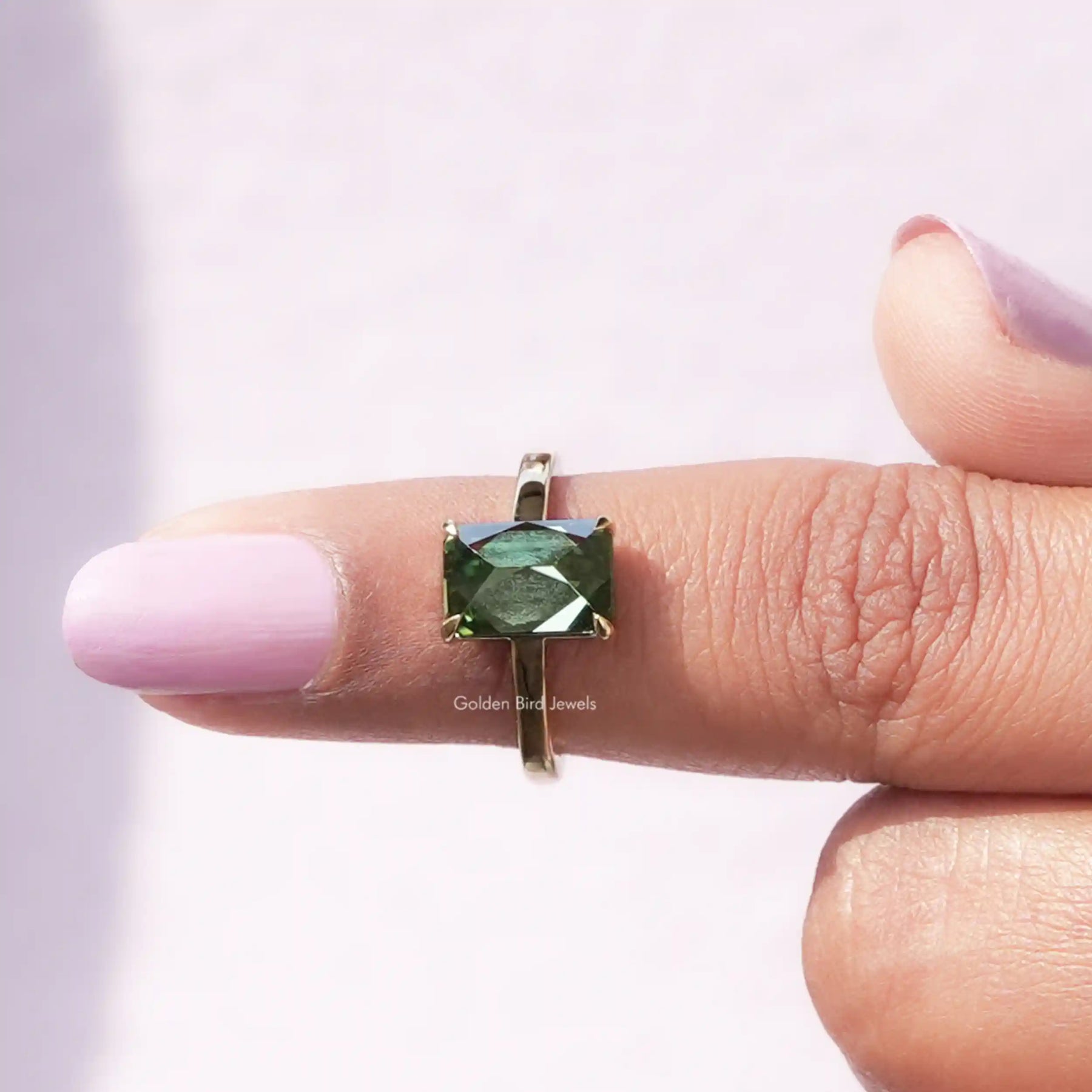 [Green Emerald Cut Moissanite Ring In Prong Setting]-[Golden Bird Jewels]