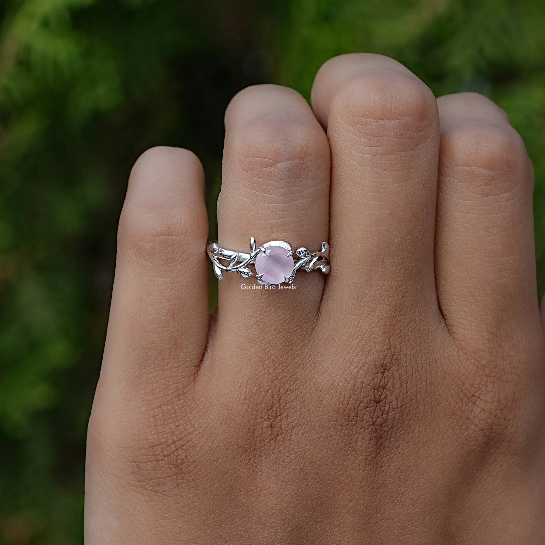 Rose Quartz Round Leaf Style Ring - Main Image