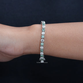 Detailed View Of Alternative Green Round Cut Moissanite Tennis Bracelet