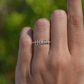 Round Shaped Lab Damond Cluster Engagement Ring