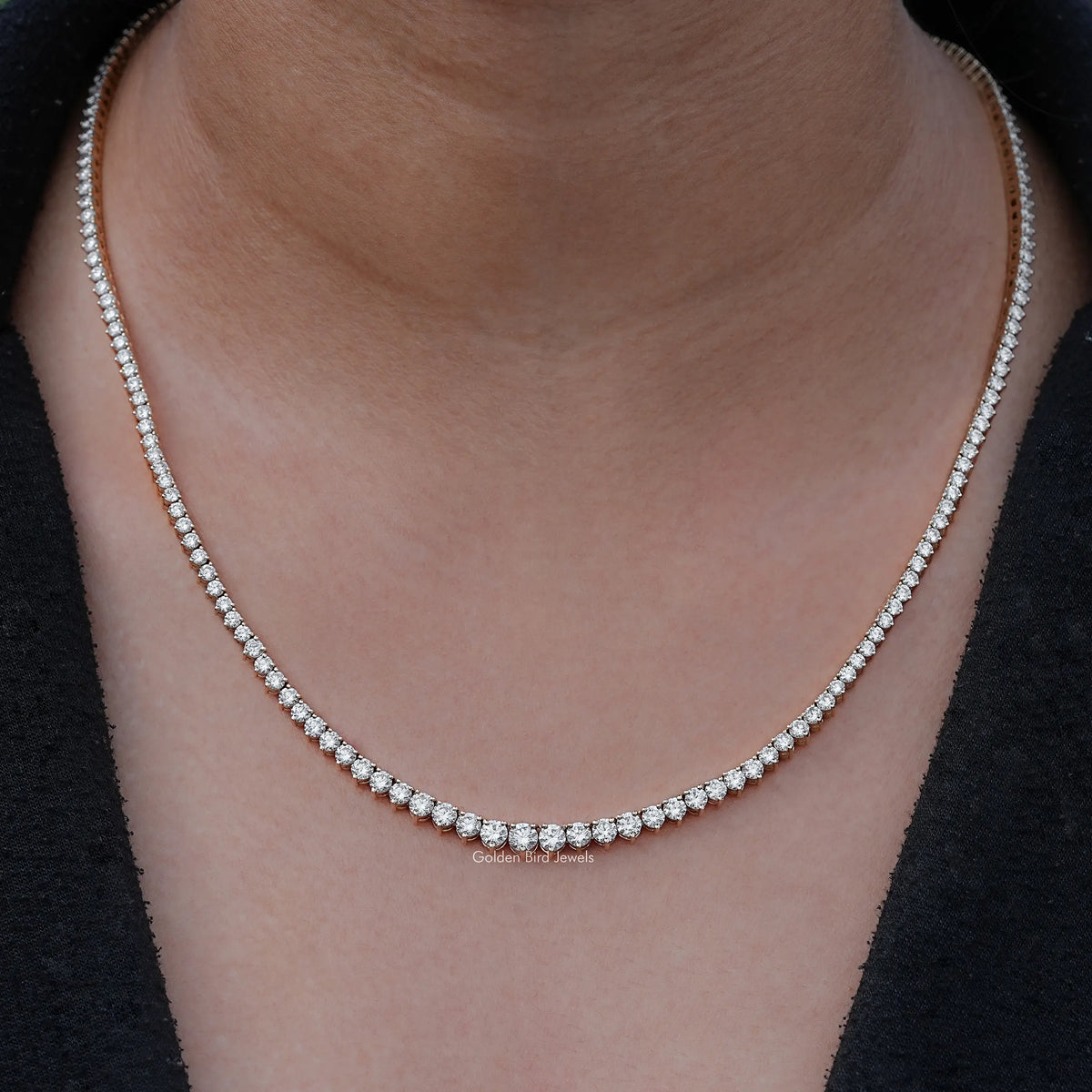 Graduated Round Cut Diamond Necklace