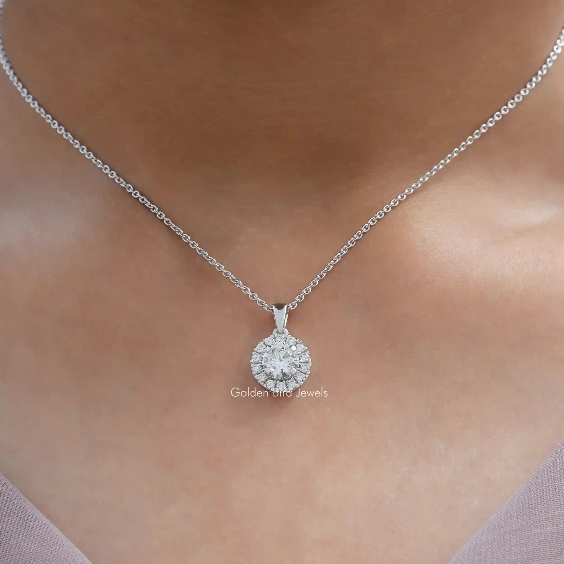 Round cut 2025 diamond necklace