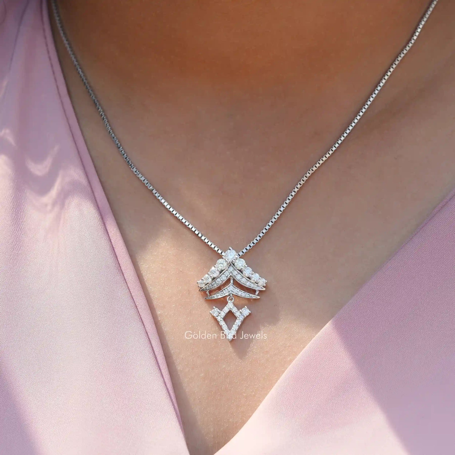 [Round Cut Moissanite Pendant Crafted With 18k White Gold]-[Golden Bird Jewels]