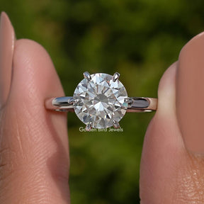 Round Cut Moissanite Solitaire Engagement Ring