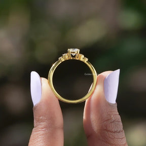 5 Stone Round Cut Moissanite Engagement Ring
