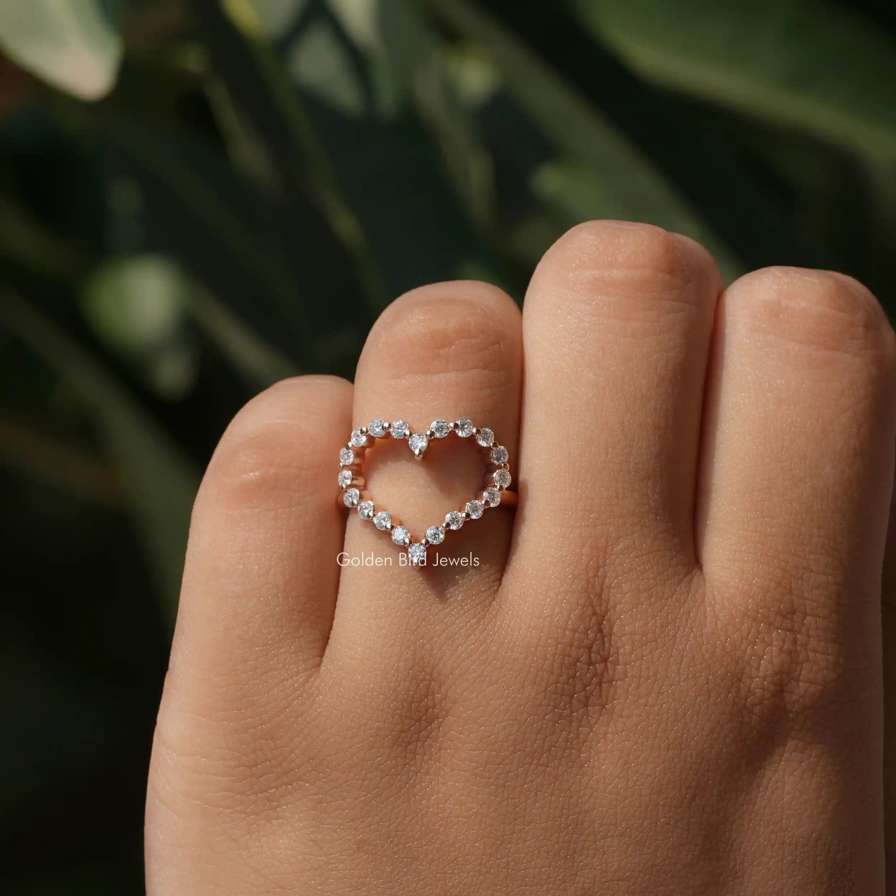 [Moissanite Round Cut Heart Shaped Proposal Ring]-[Golden Bird Jewels]