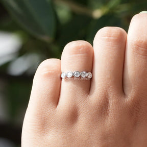 [Moissanite Round White Gold Wedding Band]-[Golden Bird Jewels]