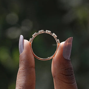 [Round Moissanite Distance Dainty Wedding Band]-[Golden Bird Jewels]