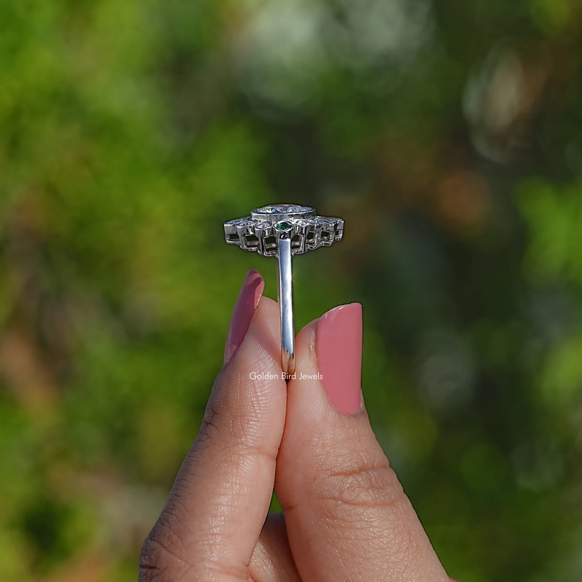 Round Shaped Moissanite Halo Ring