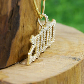 [Side view of moissanite special date unisex pendant]-[Golden Bird Jewels]