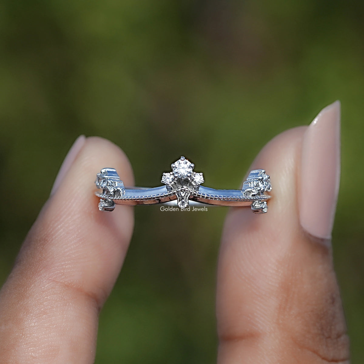 Round Shaped Lab Diamond Curved Distance Band