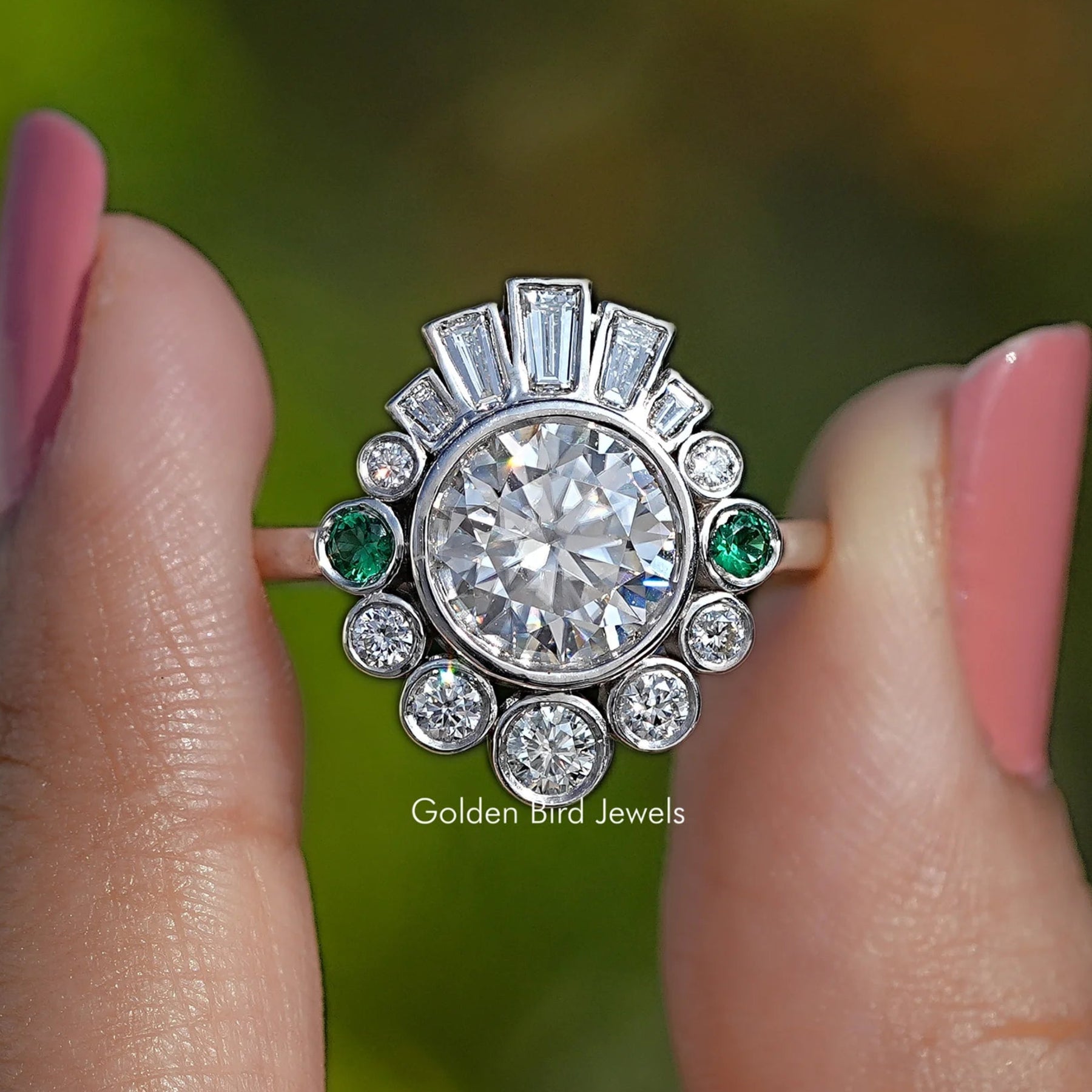 Round Shaped Moissanite Halo Ring