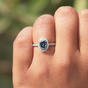 Sapphire Blue Oval Cut Halo Engagement Ring