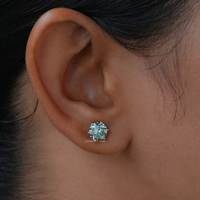 Solitaire Stud earring with halo blue stone