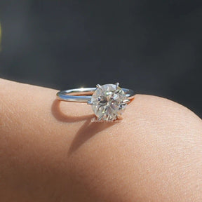 [Prong Set Round Cut Moissanite Solitaire Engagement Ring In 14K White Gold]-[Golden Bird Jewels]