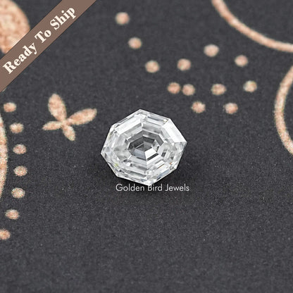 Faceted moissanite loose stone, step-cut clear gem, centered