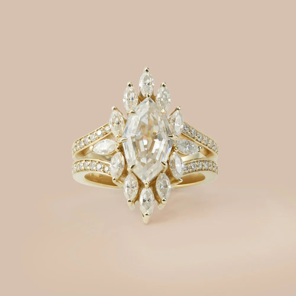 product | collection-banner-golden-bird-jewels-//www.goldenbirdjewels.com/cdn/shop/files/Vintage-Moissanite-Ring-Image-Golden-Bird-Jewels.webp?v=1672058144