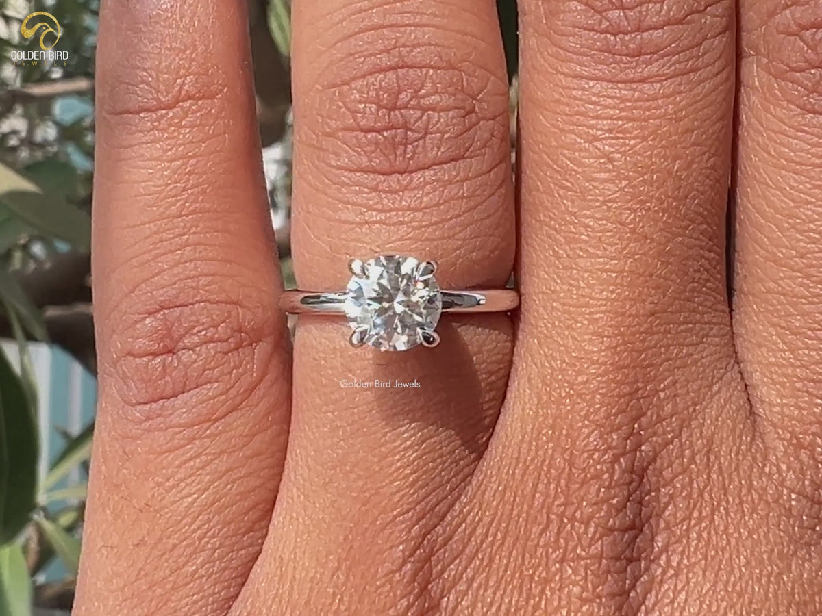 Solitaire Round Moissanite Engagement Ring