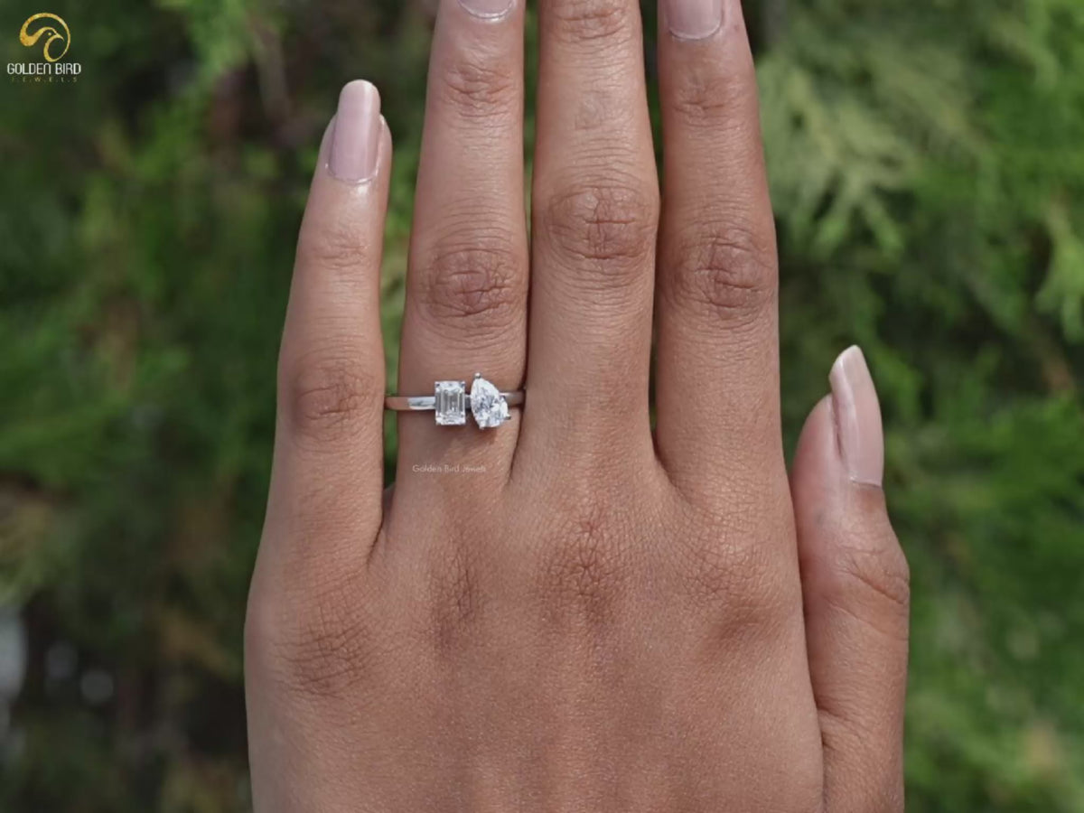 Emerald And Pear Lab Diamond Toi Et Moi Ring