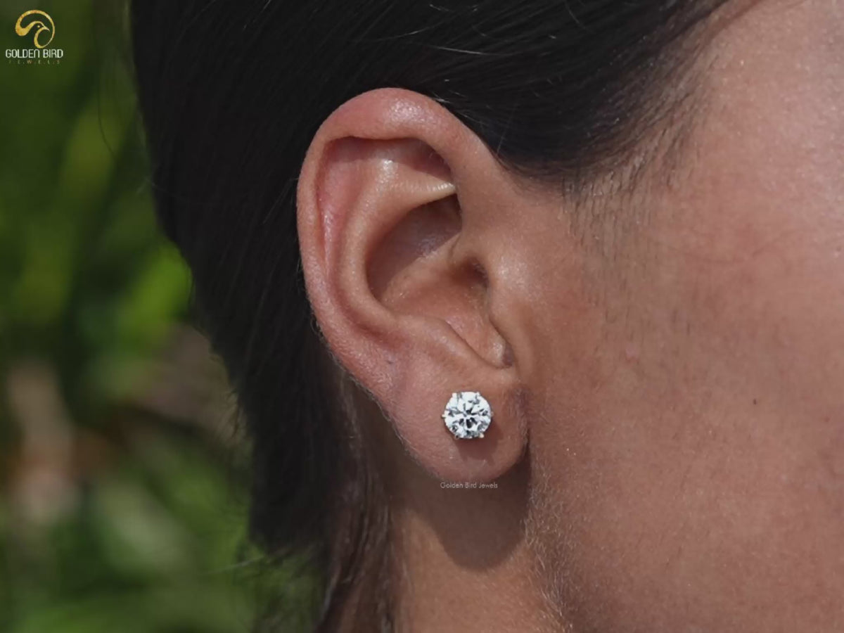 Lab Diamond Round Shaped Solitaire Stud Earrings