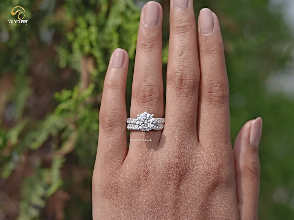 Round Cut Lab Grown Diamond Bridal Ring Set