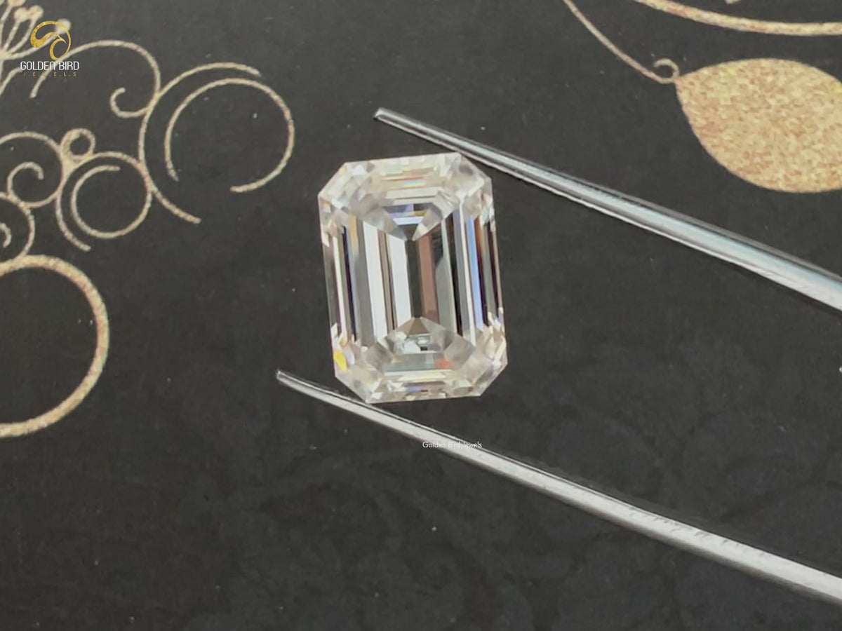 Near Colorless Old Mine Emerald Loose Moissanite