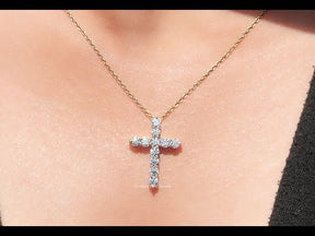 Youtube video of colorless round moissanite wedding pendant