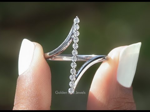 YouTube Video Of Round Cut Lab Diamond Vertical Bar Bypass Ring