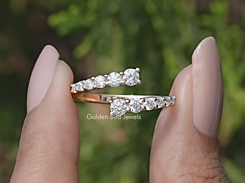 You tube Video Of Moissanite Engagement Ring in Round Cut Moissanite