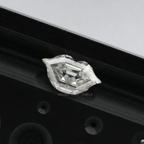 Close-Up View of Antique Style Lips Shape Loose Stone In White