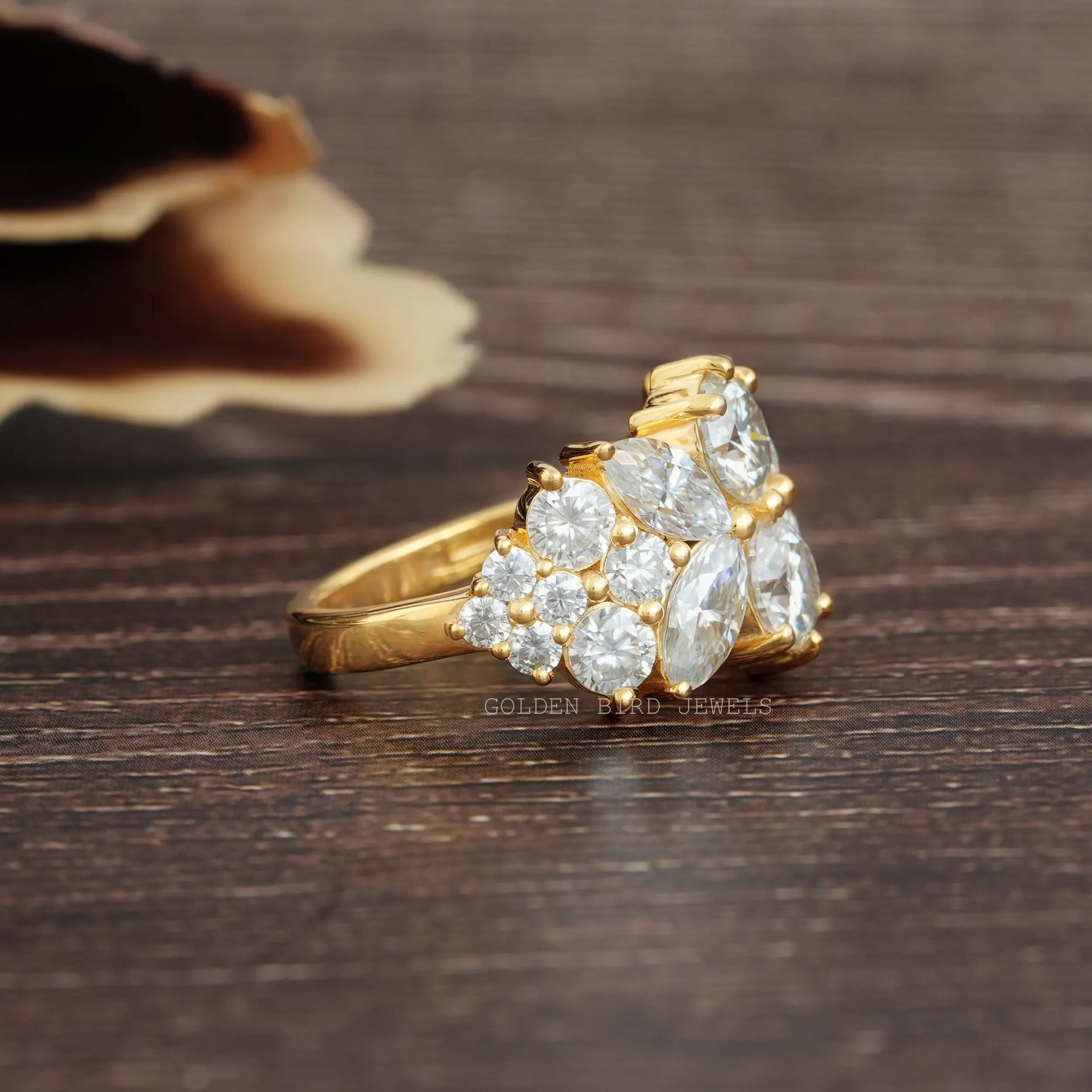 [Moissanite Colorless Multi-Stone Vintage Style Engagement Ring Made Of Yellow Gold]-[Golden Bird Jewels]